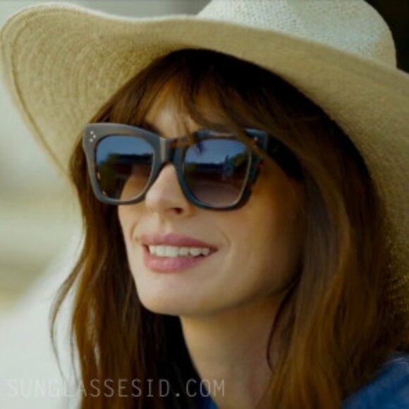 NWT Celine sunglasses and case - Picture 8 of 8